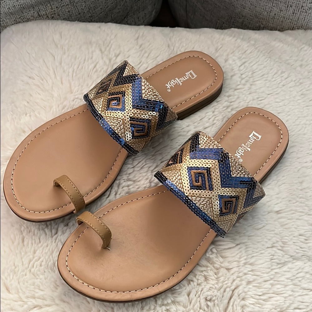 NWT NEW Women's Gold and Blue Sandals